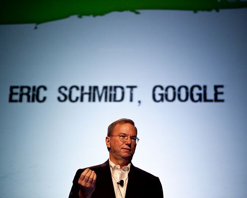 Председатель совета директоров Google Эрик Шмидт считает, что к Глобальной Сети будет подключено так много предметов, что мы перестанем ее ощущать.